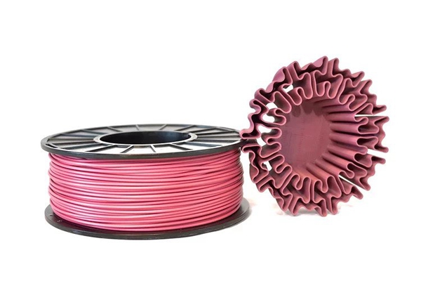 极光创新：利好塑料回收管理，碳源公司推出废塑料升级为3D打印丝材的合作计划